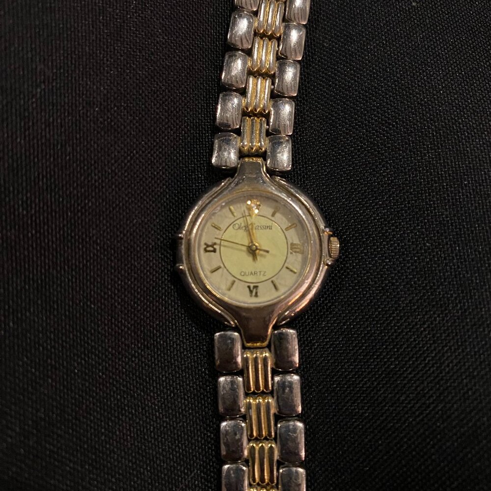 Oleg Cassini Quartz Women's Watch Silver/Gold